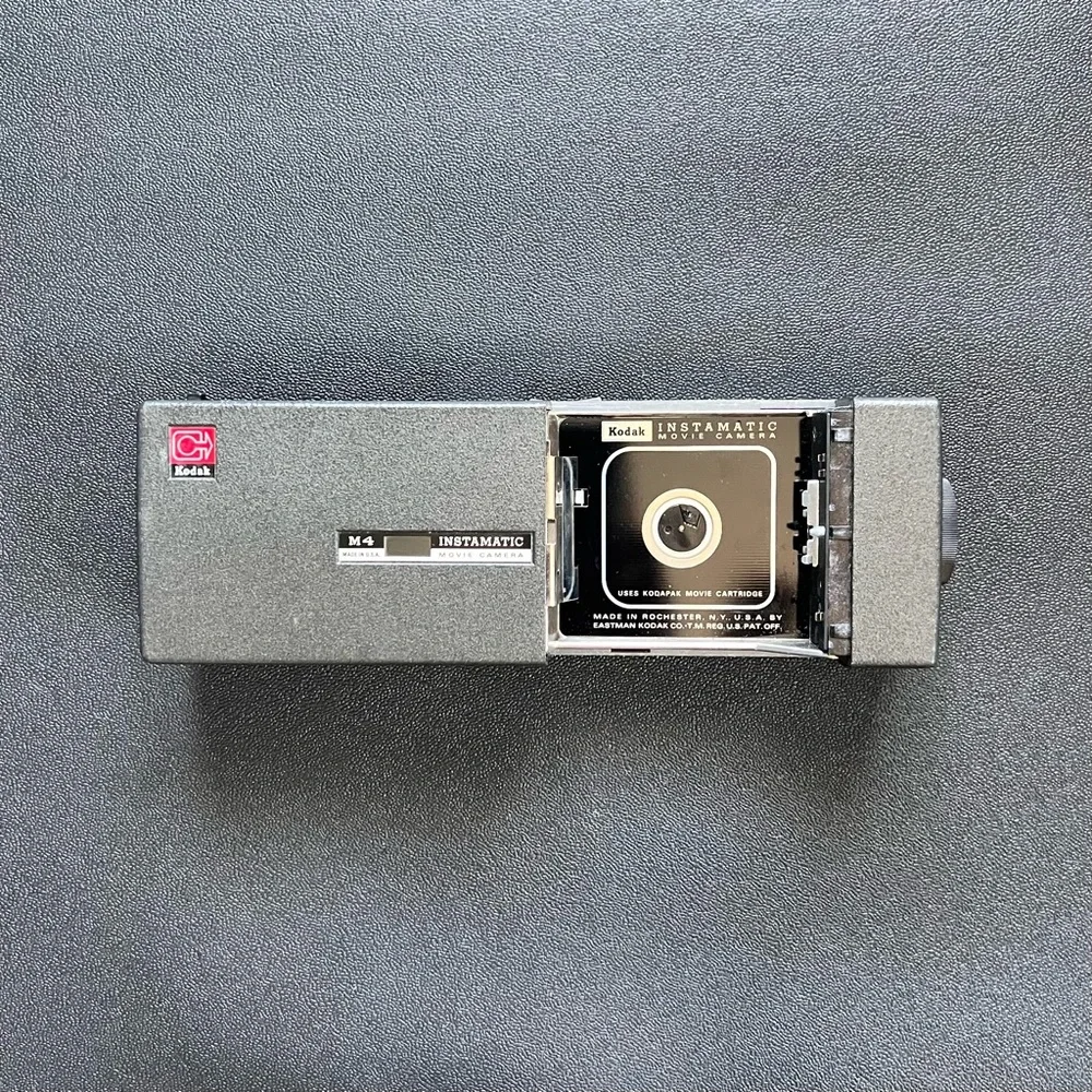 Kodak M4 Instamatic Movie Camera Super 8 Ektanar 1.8/13mm True VTG 60s Untested